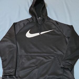 Nike Men's Black Pullover Hoodie